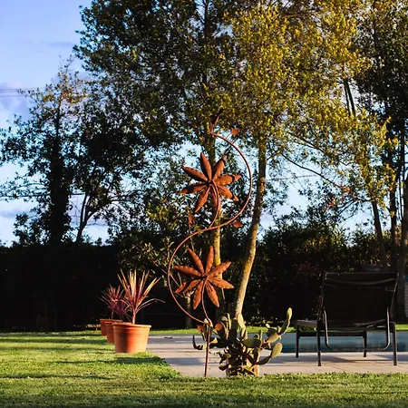 Arcadia - 4*